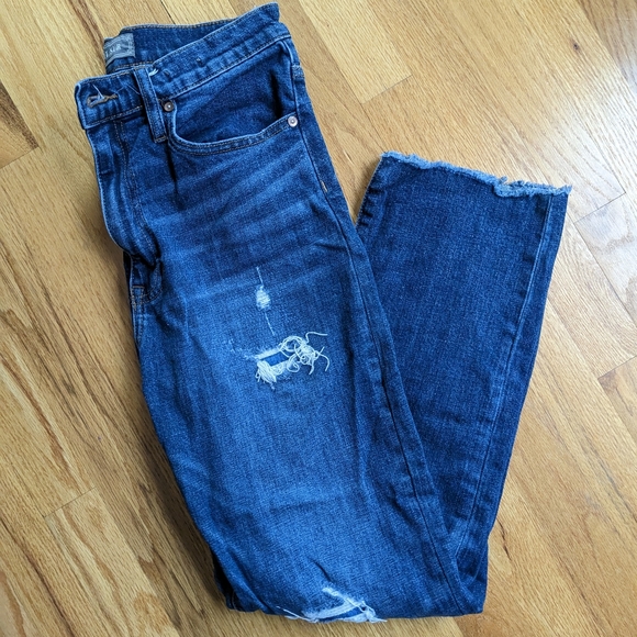 Point Sur Distressed Jeans - Picture 1 of 5